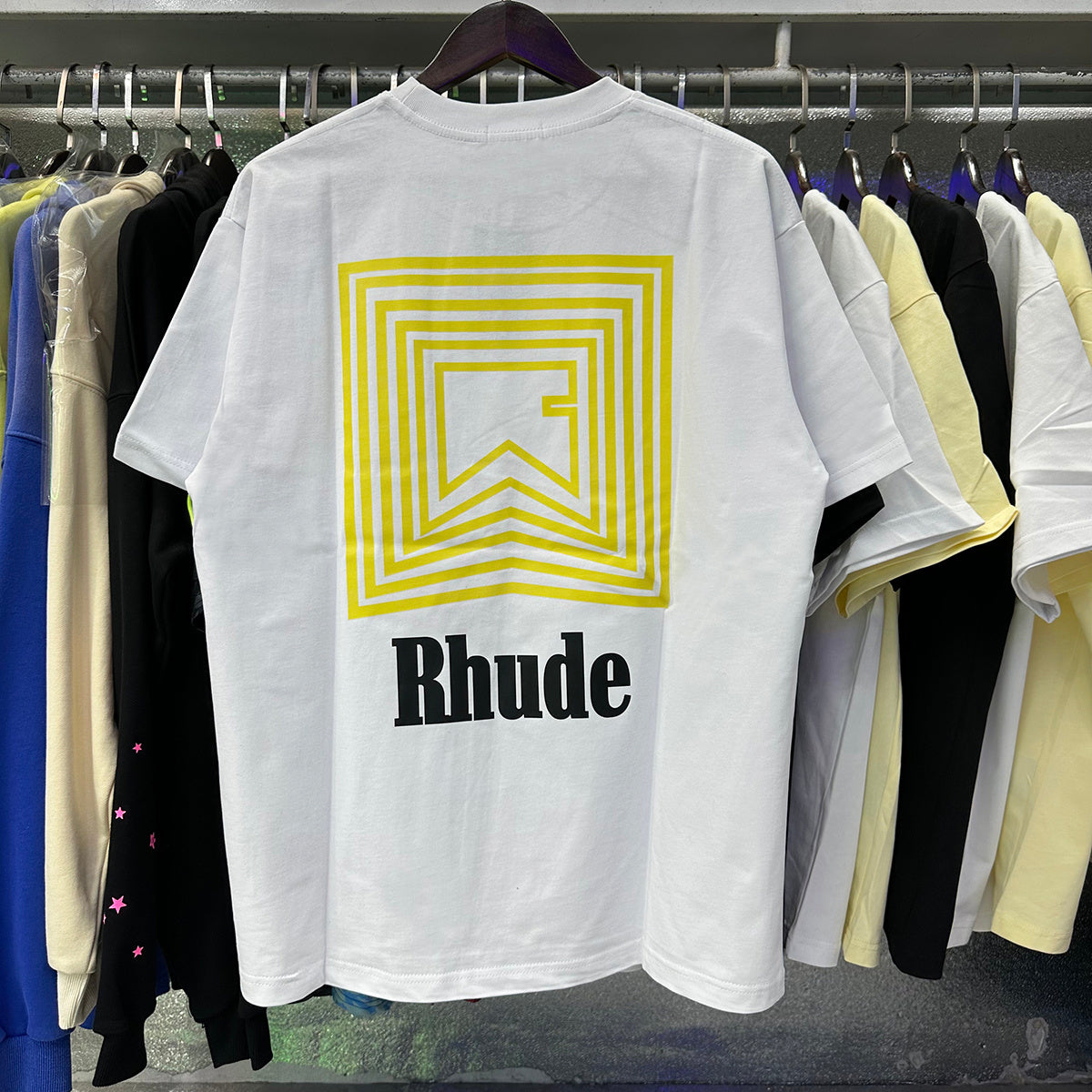 Rhude T-shirts Chevron Logo Repeat